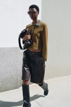 ZARA КАРДИГАН ИЗ 100% ШЕРСТИ С ДЕКОРАТИВНЫМИ ДЕТАЛЯМИ НА ЛАЦКАНАХ, ТЕМНЫЙ ХАКИ