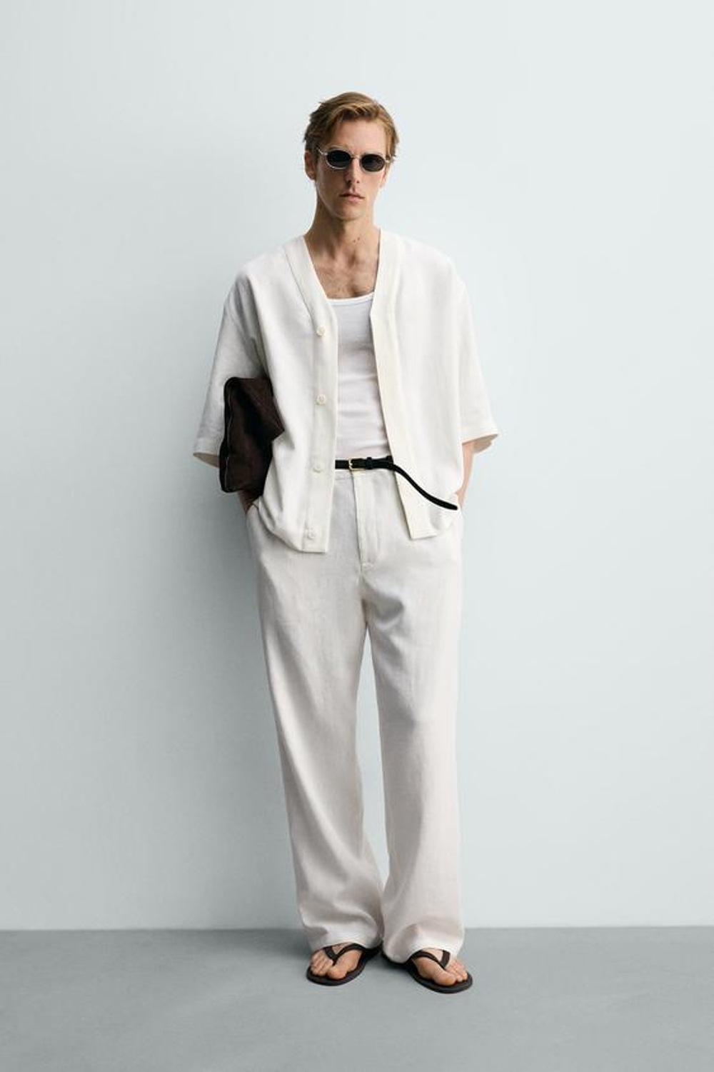 ZARA БРЮКИ RELAXED FIT ИЗ ВИСКОЗЫ И КОНОПЛИ, ЖЕЛТОВАТО-БЕЛЫЙ