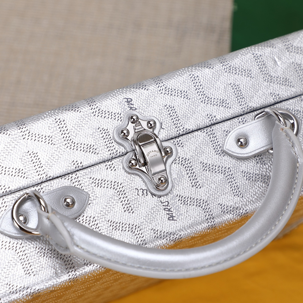 Goyard Grand Hotel Trunk Bag