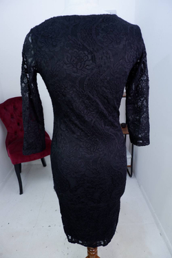 Платье Mela Loves London кружевное, маркировка 40, визуально на 46 размер