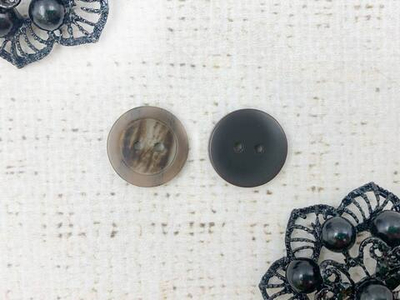 Пуговицы, d 1,8 см, 2 прокола, коричневый