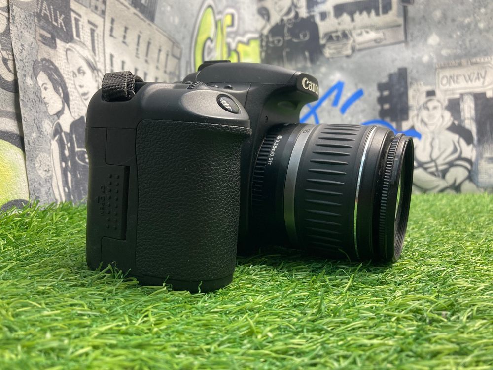 Canon EOS 30D kit EF-S 18-55mm 3.5-5.6 ll
