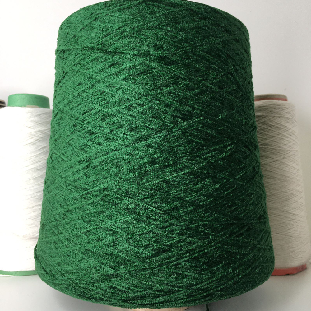 VELUTTO - E. Miroglio; 45% вискоза, 55% акрил фибра; 600м/100гр; велюр; col.Y65, цвет: зелёный лесной