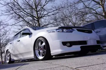 Бампер передний Mygen для Honda Accord 8