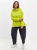 Лонгслив оверсайз с вырезом лодочка