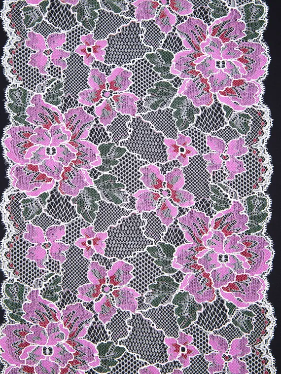 194 Кружево эластичное 19 см, Италия, весна, белый/лиловый