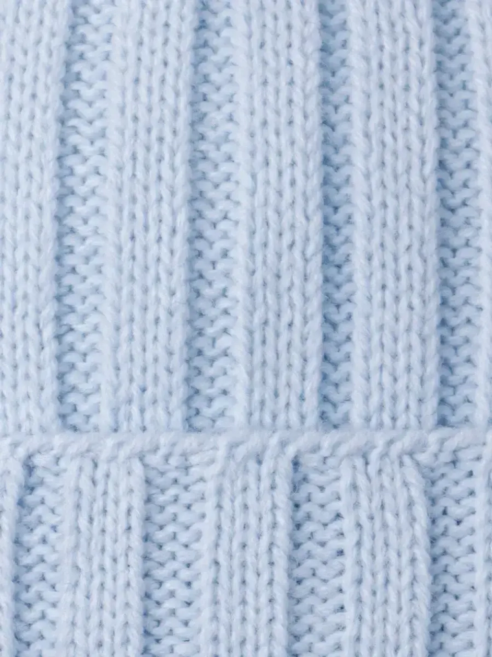 Шапка с ушками вязаная демисезонная