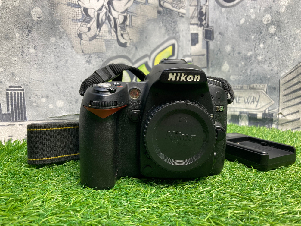Nikon D90 34.000 кадров