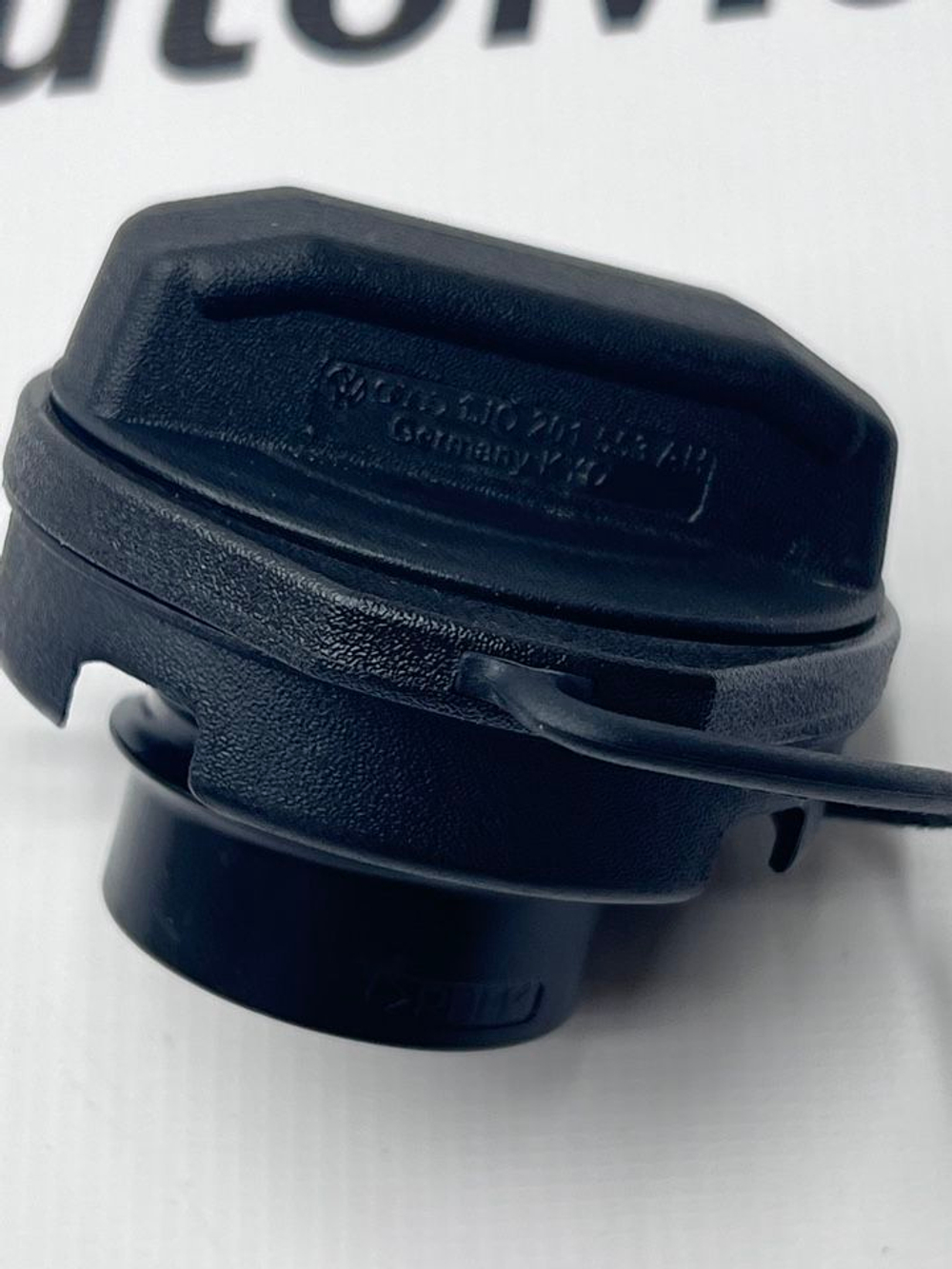 Крышка топливного бака Фольксваген Поло/Шкода Рапид. 1J0201553AH. Оригинал.