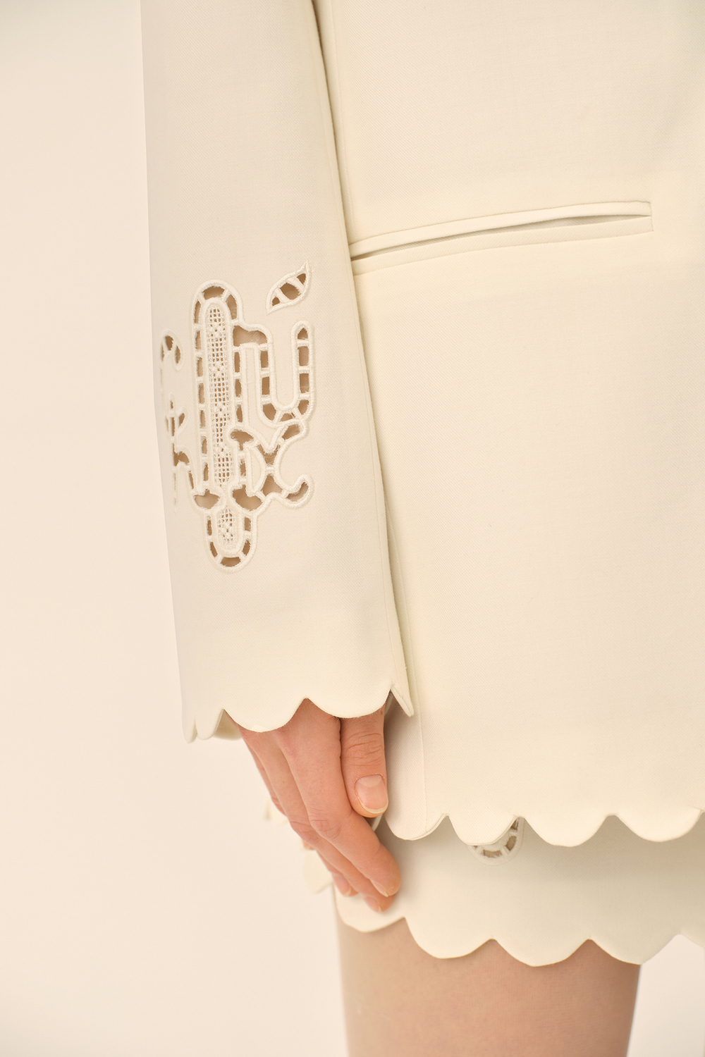 Жакет с ришелье ((Romantic CEO)), молочный