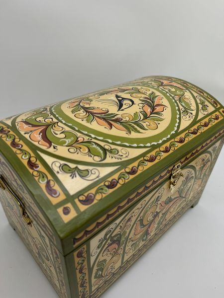 Сундук подарочный с ручной росписью