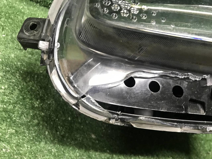 Битая Фара левая Smart Fortwo 3 (14-нв) галоген