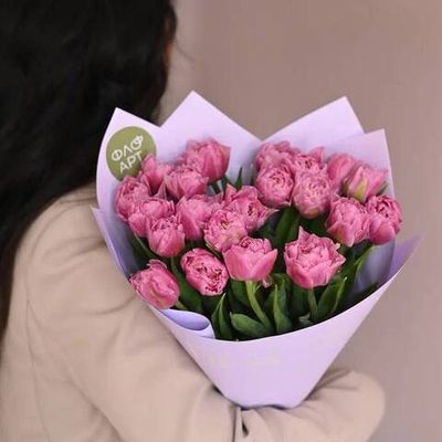 21 пионовидный сиреневый тюльпан