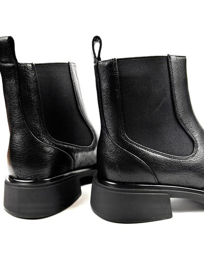 Ботинки женские