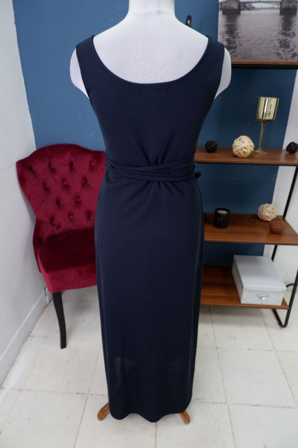 Платье Extra практичное 46 размер