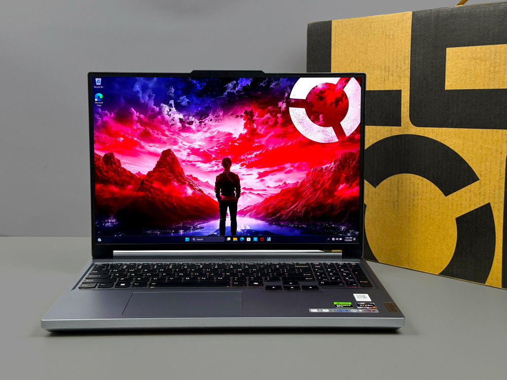 Игровой Ноутбук Lenovo Legion Slim 5 RTX 4070/ Ryzen 7 7735HS/16Gb/1Tb/2.5K/165Hz/Win11