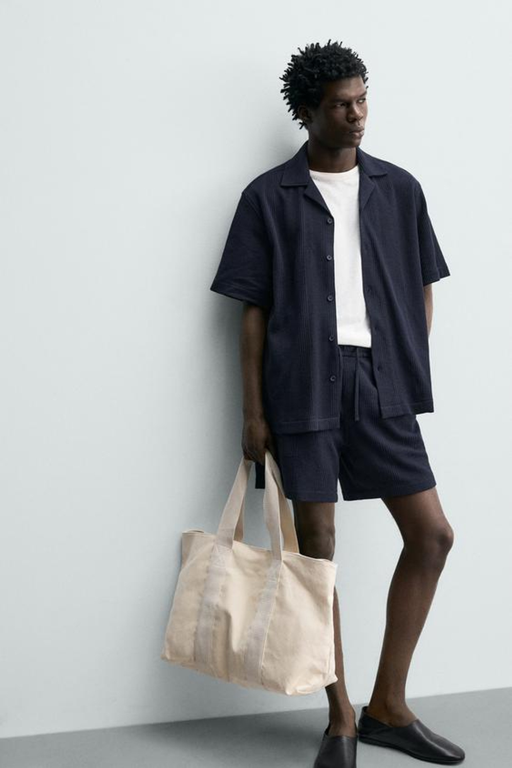 ZARA ШОРТЫ RELAXED FIT ИЗ РЕЛЬЕФНОЙ ТКАНИ, ЦВЕТ НОЧНОГО НЕБА