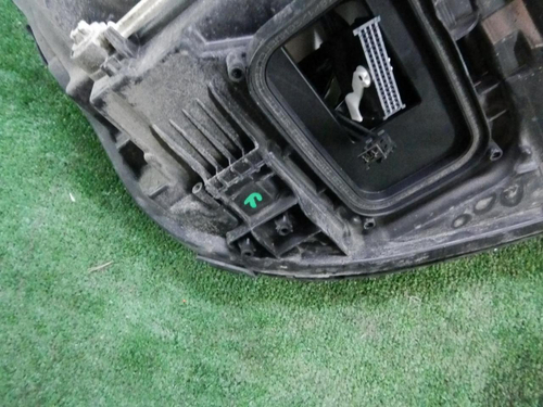 Фара левая Mercedes E W213 (2016-2021) LED