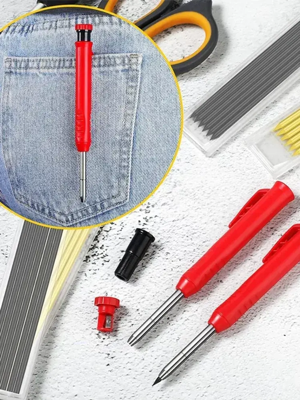 Карандаш строительный с точилкой, с комплектом грифелей.