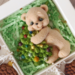 Набор "Мишка с елкой" + 5 шишек