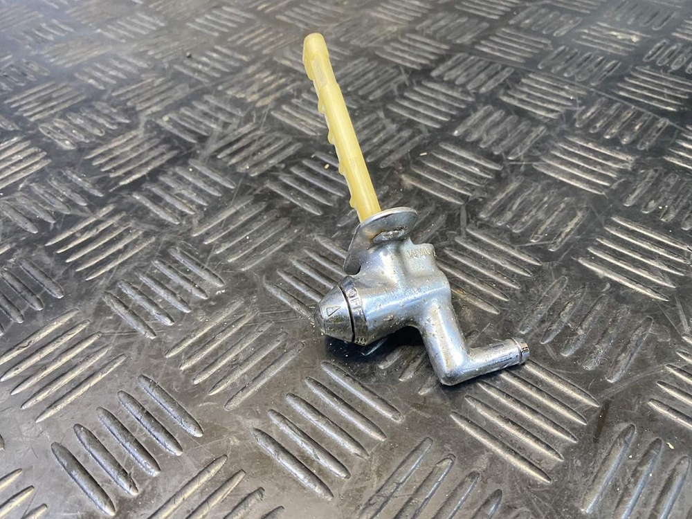 Бензокран Suzuki Intruder VS750 VR51A