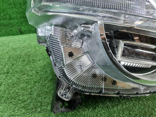 Битая Фара правая Tank 300 (2021-н.в.) LED