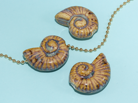 Бусина "Аммонит" 38мм, керамика