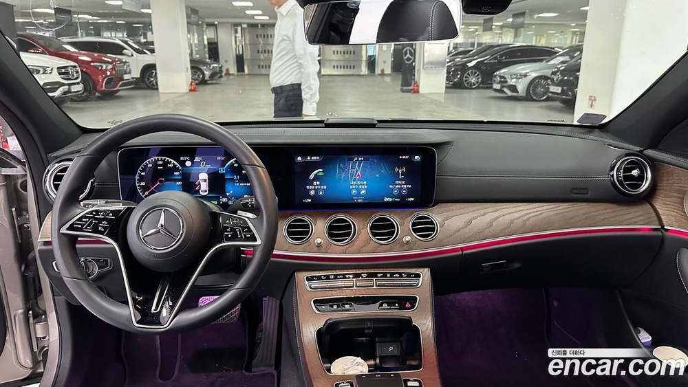 Mercedes-Benz E-Class W213 E300e 4MATIC Exclusive (06.2021)