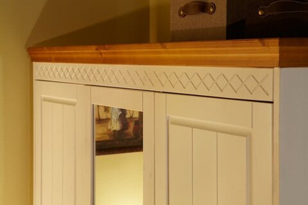 арт. 8109 Шкаф Дания 3-створчатый №1 Ш1450хГ600хВ1940