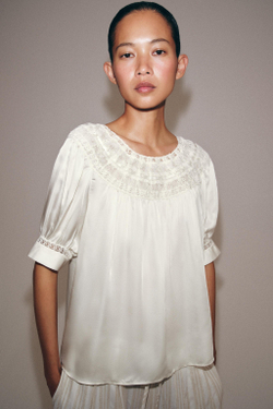 ZARA БЛУЗА С КОРОТКИМИ РУКАВАМИ И КРУЖЕВОМ — ZW COLLECTION, БЕЛЫЙ