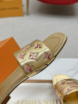 Louis Vuitton Slide