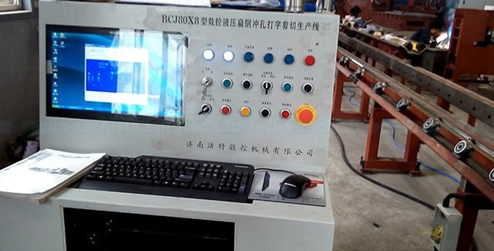 Станок для штамповки и резки металла BCJ80X8