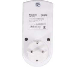 Блок защиты по напряжению "Ресанта" АЗМ 16AРД регулируемый (с дисплеем, в розетку)