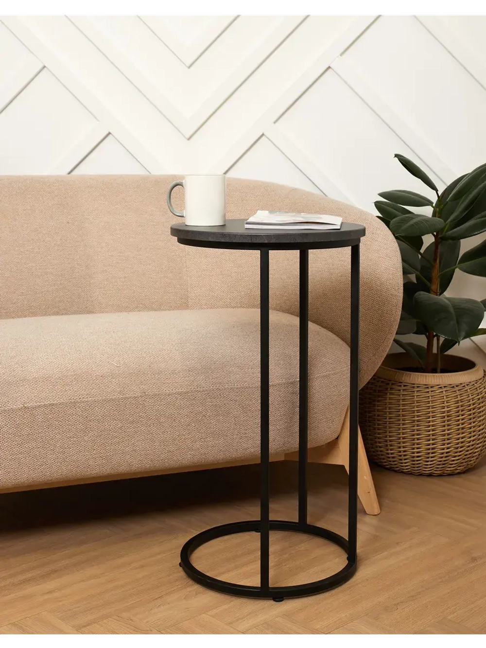 Журнальный столик круглый приставной