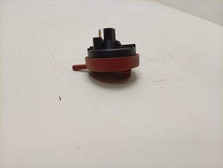 WHB1038 кт29 Датчик уровня воды (прессостат) для стиральной машины Hansa 17438100000120 б/у