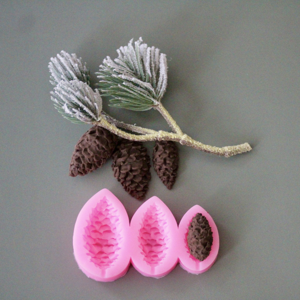 Молд силиконовый для лепки и творчества "Шишки 3 штуки" 10 см / Форма шишка для воска и мыла, гипса и полимерной глины