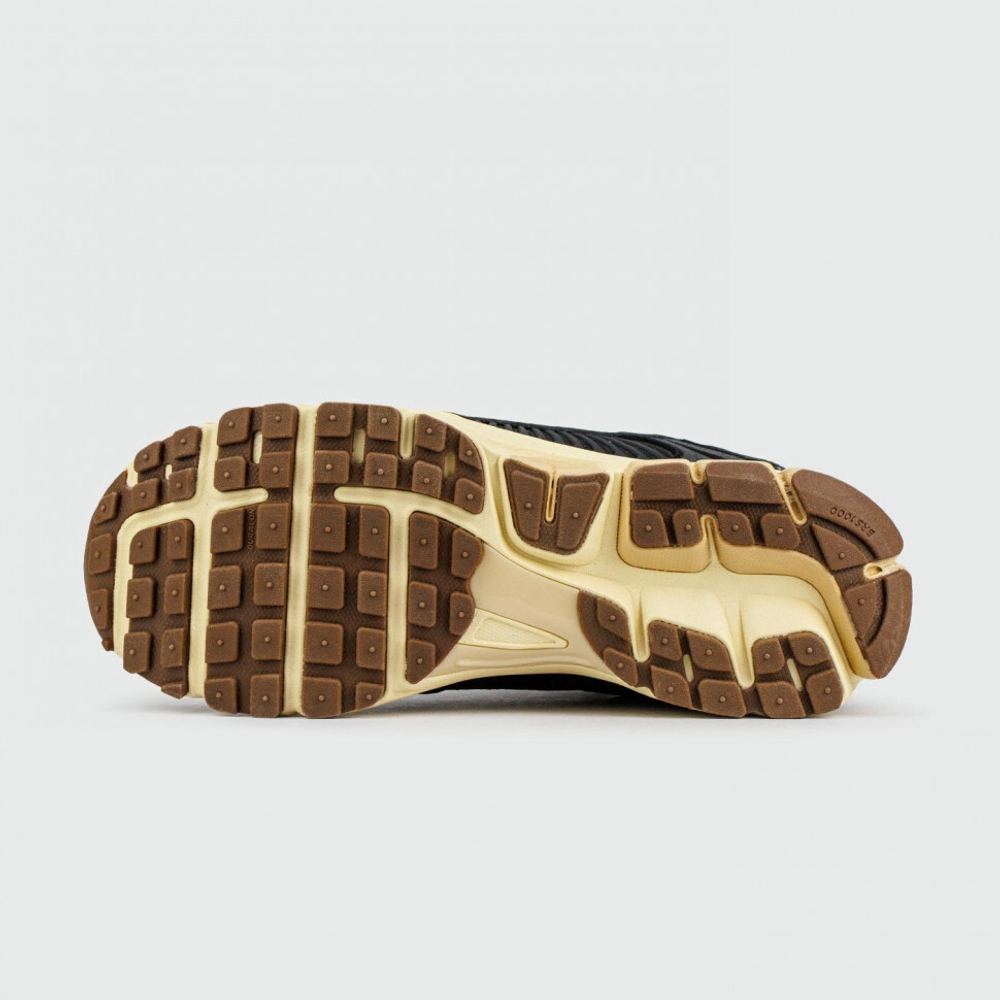 кроссовки Nike Zoom Vomero 5 Black / Gum