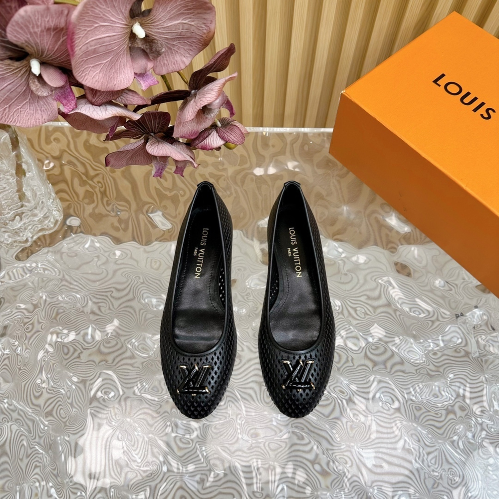 Louis Vuitton Shake Flat Ballerina (2 colors)