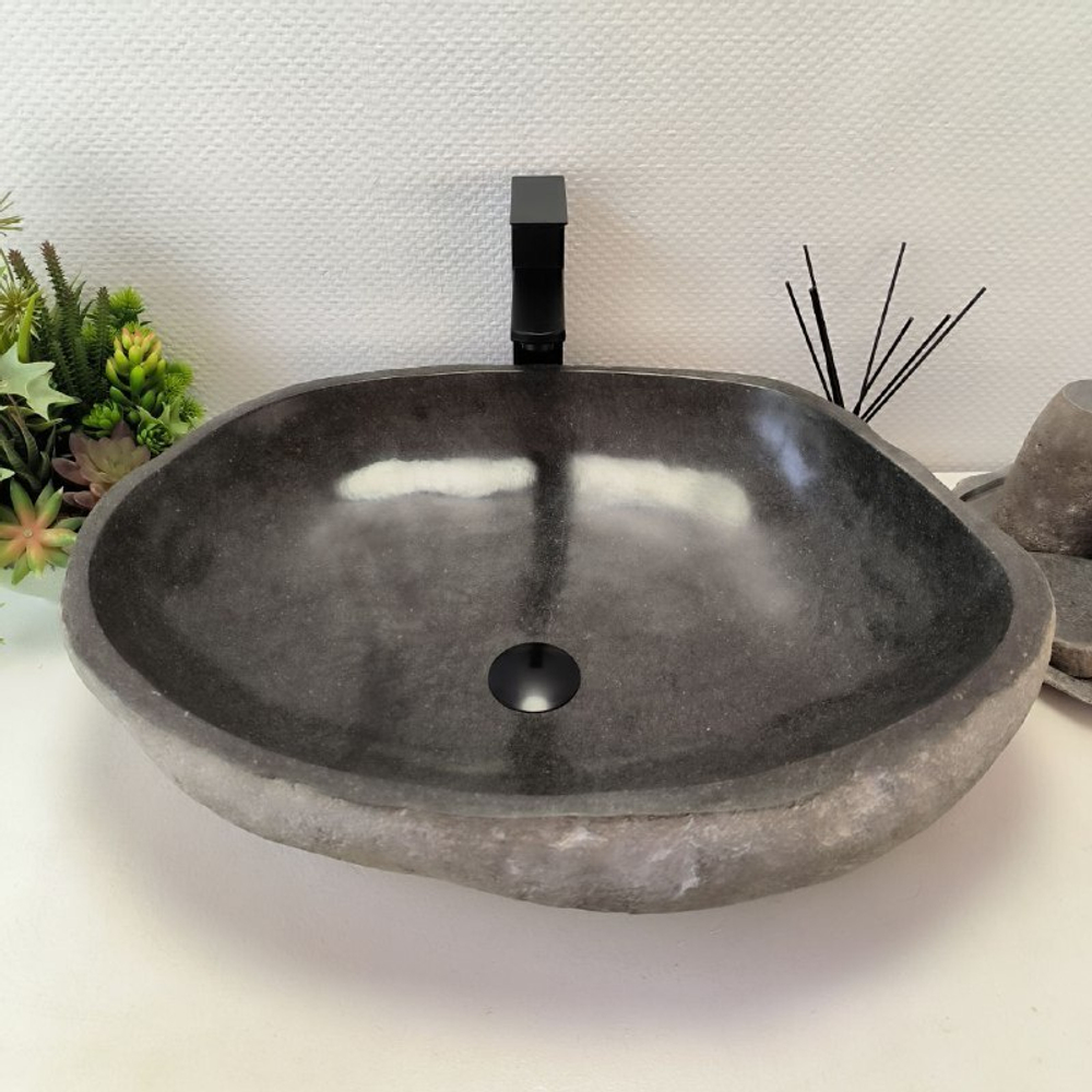 Раковина из речного камня RS63546 (62*47*16) 0124