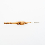 Железный крючок для вязания с деревянной ручкой из рябиной размером 1.6 мм. K134