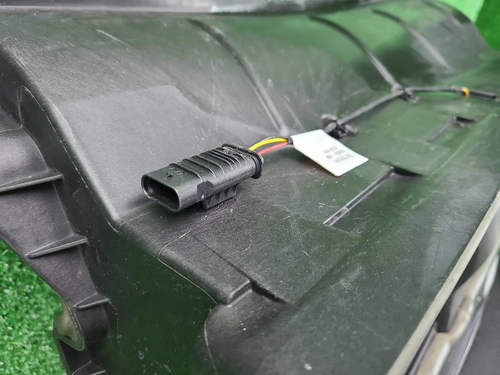 Воздуховод радиатора Maserati Levante (2016-2024)