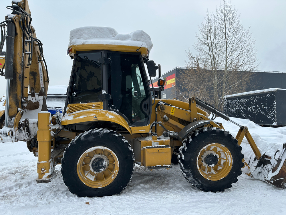 Smart 388* Экскаватор-погрузчик 388 crab (Дизельный, 4,8 л, 102 л.с., АТ)