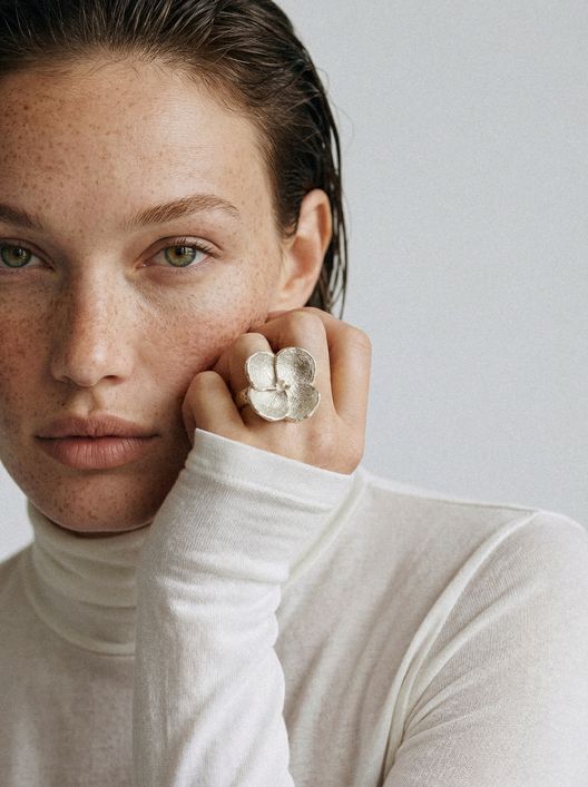 Кольцо Крупный цветок / PUNTUS