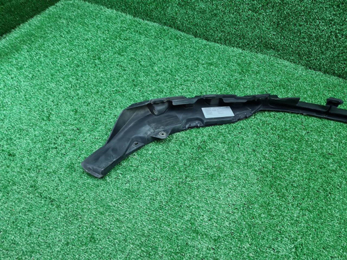 Кронштейн переднего бампера Mercedes S W222 13-17