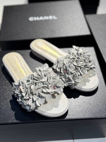 Шлепанцы CHANEL