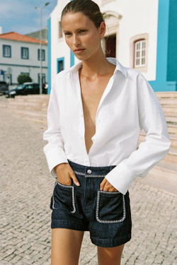 ZARA ДЖИНСОВЫЕ ШОРТЫ Z1975 С ВЫСОКОЙ ПОСАДКОЙ И ДЕКОРАТИВНОЙ СТРОЧКОЙ, СИНИЙ