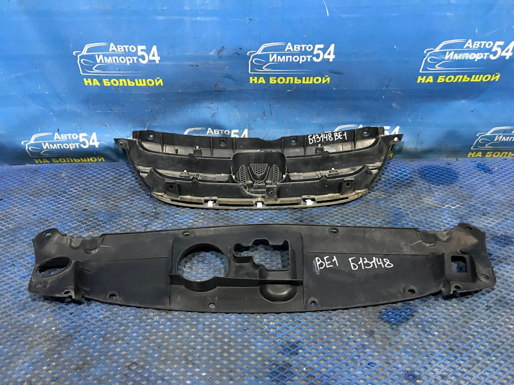 Решетка радиатора Honda EDIX 2004-2006