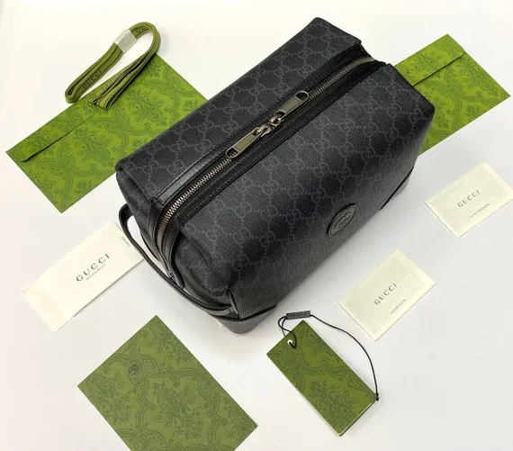 Косметичка Gucci GG с логотипом Interlocking G