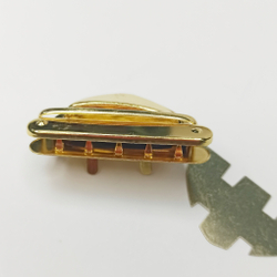 Замок-защелка на зажимах 52*35 Лимонное золото