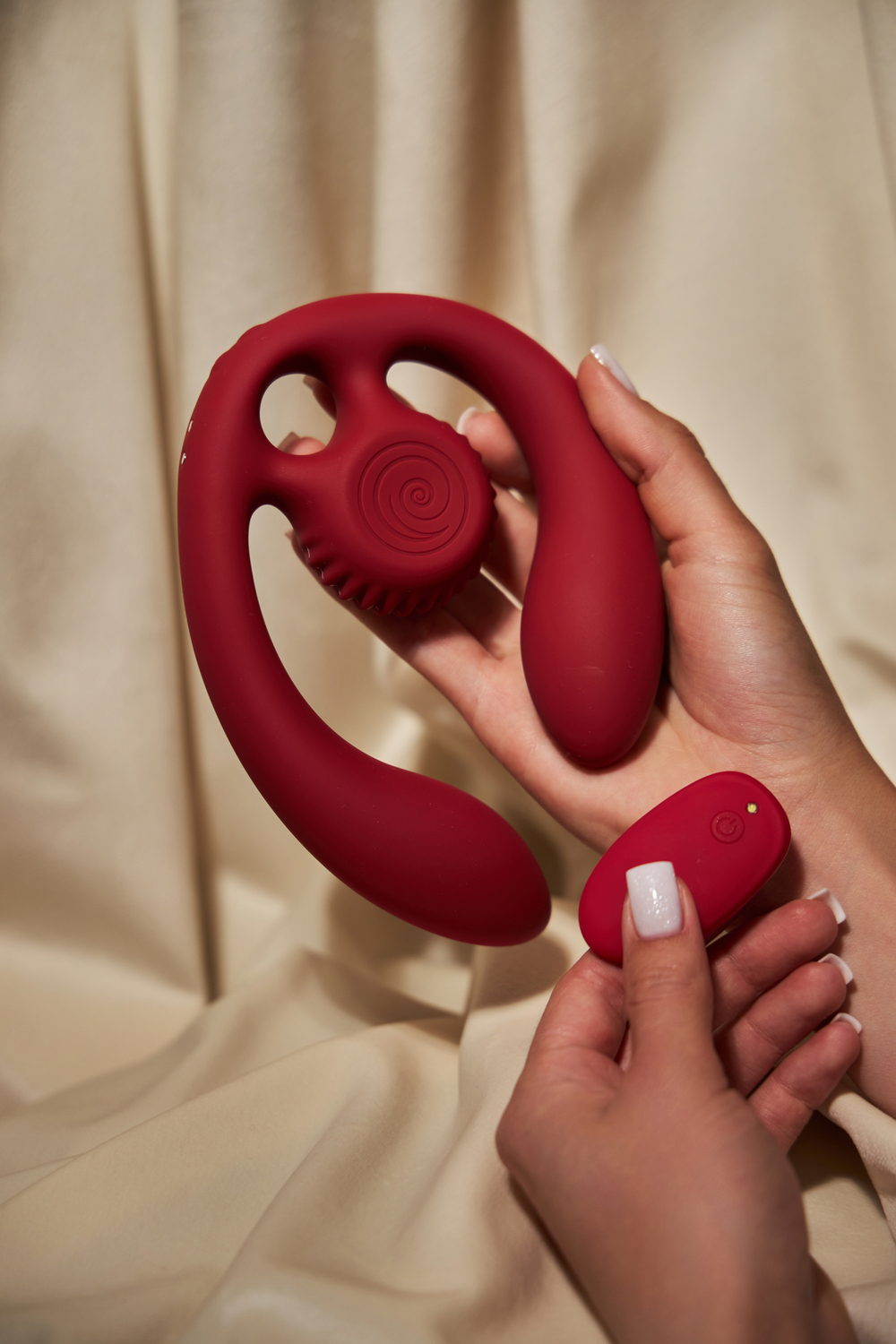 SVibe Snail GIZI Duo - Многофункциональный вибромассажер